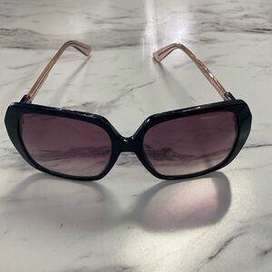 Gucci Black and Pink Sunglasses